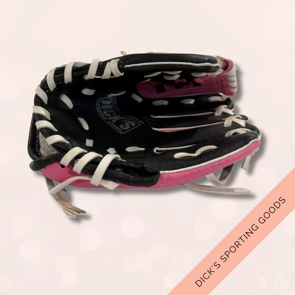 Dick’s Sporting Goods Other - DICK’S Sporting Goods Youth Baseball/ Softball Glove | Black & Pink